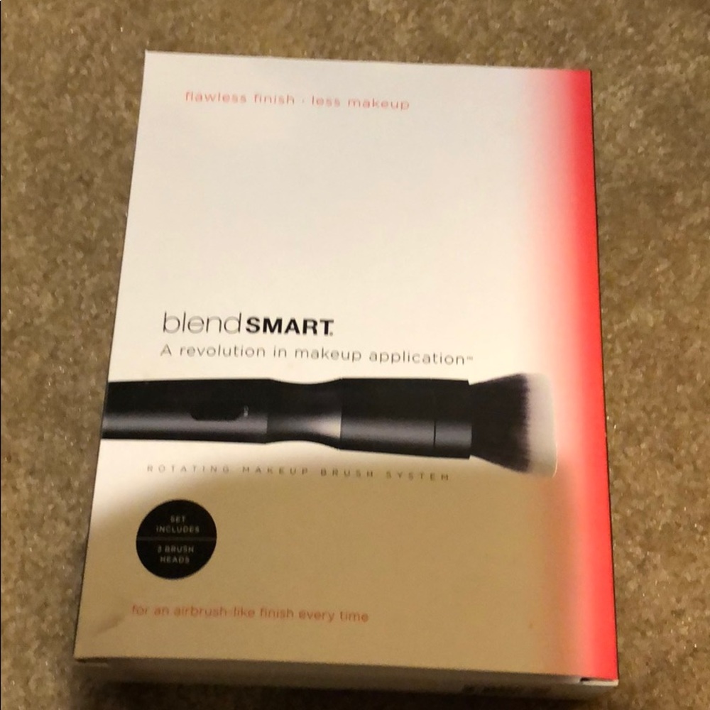 Blendsmart automatic makeup blender